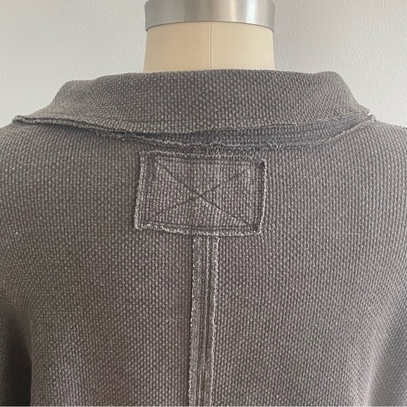 We the Free Anakin Thermal Top for Women- Charcoal- Oversized- Size Small - Picture 7 of 10